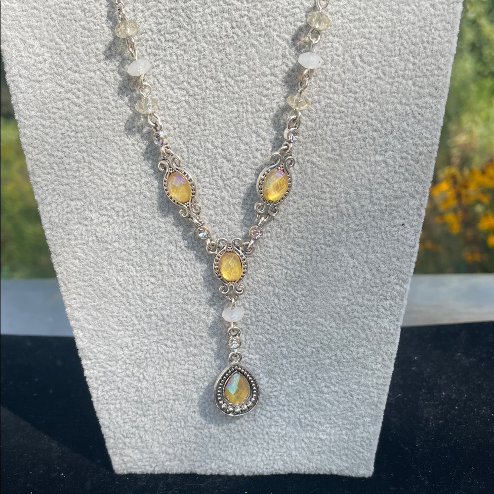 AVON Elegant Silver and Yellow Necklace